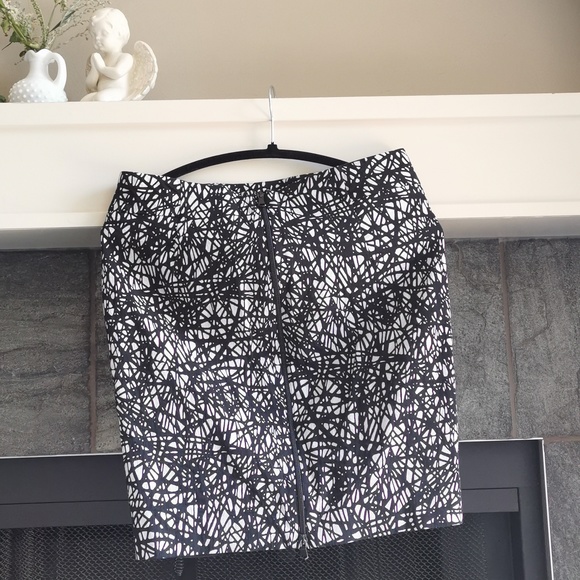 CLAUDIA STRATER,SIZE40,BLACK AND WHITE - Picture 2 of 4